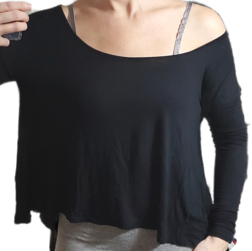 2/$35- GARAGE- WIDE round neck off Shoulder flowy long sleeve top- XS